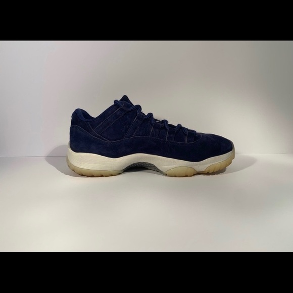 Jordan 11 low Jeter size 10 - Picture 3 of 8